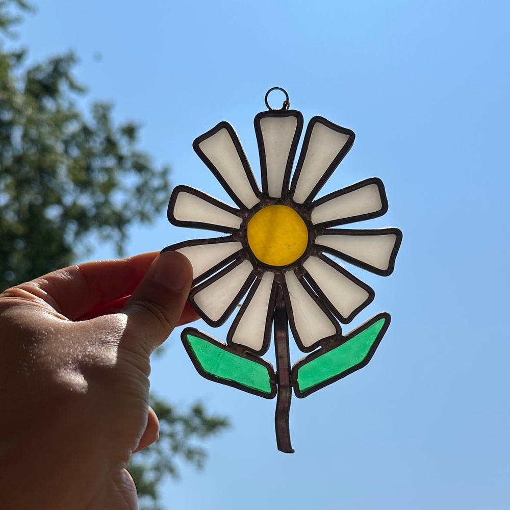 Vintage Stained Glass Daisy Sun Catcher